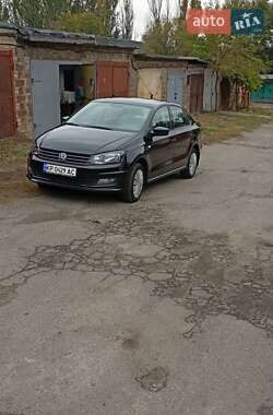 Седан Volkswagen Polo 2015 в Запорожье