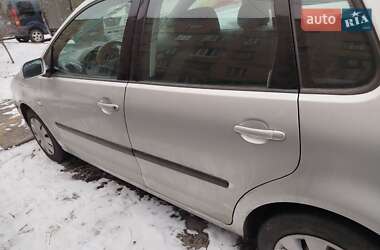 Хетчбек Volkswagen Polo 2003 в Петропавлівській Борщагівці