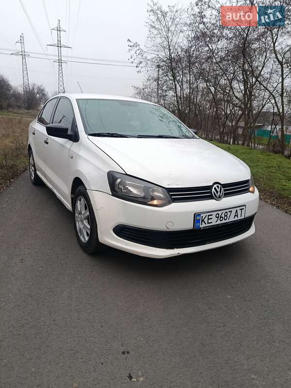 Седан Volkswagen Polo 2012 в Дніпрі