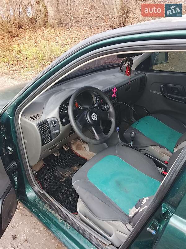 Седан Volkswagen Polo 1998 в Хмельницком