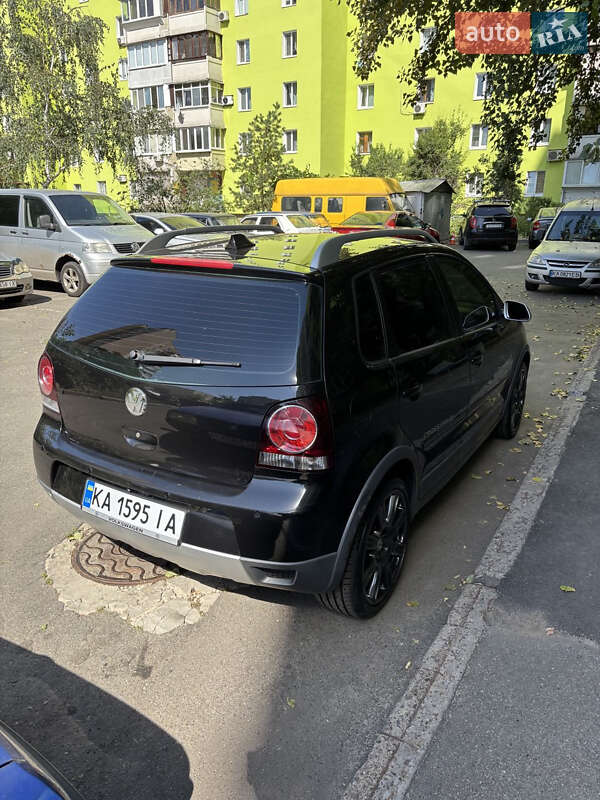 Хэтчбек Volkswagen Polo 2006 в Киеве