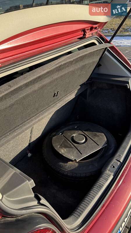 Хетчбек Volkswagen Polo 2002 в Мукачевому фото 19 Хетчбек Volkswagen Polo 2002 в Мукачевому