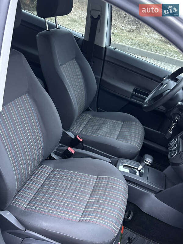 Хэтчбек Volkswagen Polo 2008 в Прилуках
