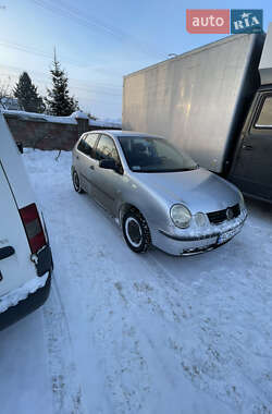 Седан Volkswagen Polo 2003 в Камне-Каширском