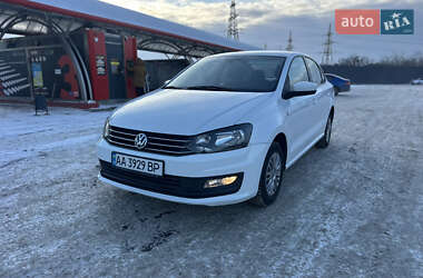 Седан Volkswagen Polo 2019 в Полтаве