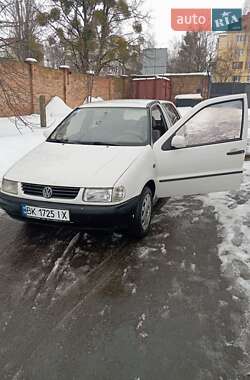 Хетчбек Volkswagen Polo 1995 в Рівному