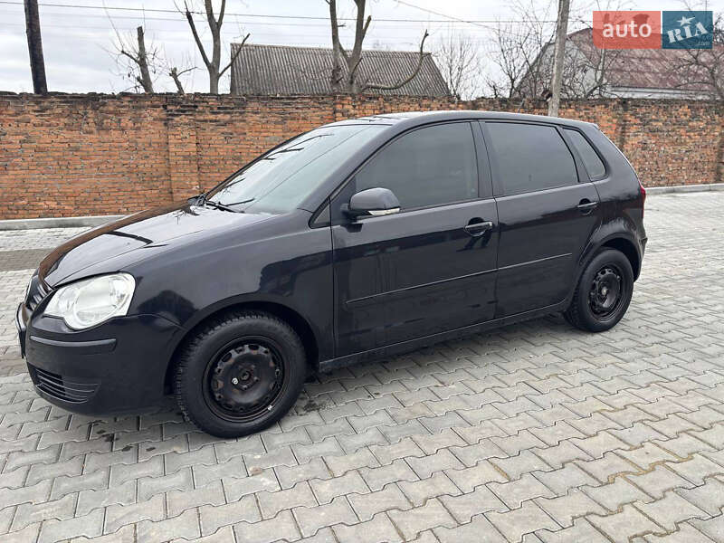 Хэтчбек Volkswagen Polo 2007 в Дубно