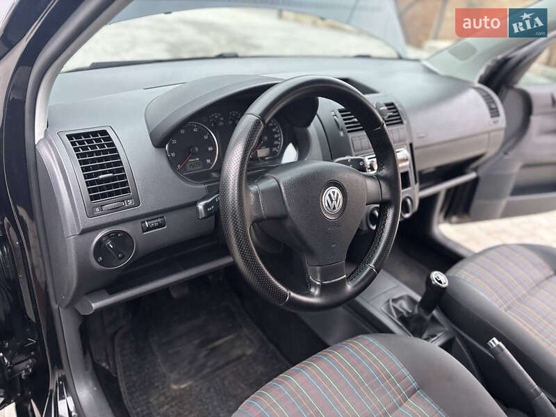 Хэтчбек Volkswagen Polo 2007 в Дубно