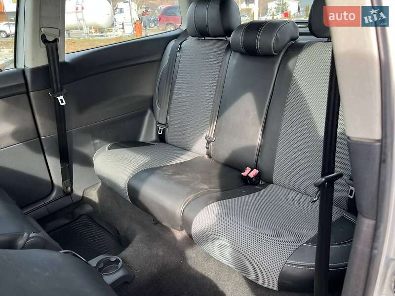 Хэтчбек Volkswagen Polo 2006 в Мукачево