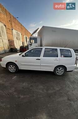 Седан Volkswagen Polo 1999 в Харькове