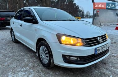 Седан Volkswagen Polo 2018 в Киеве