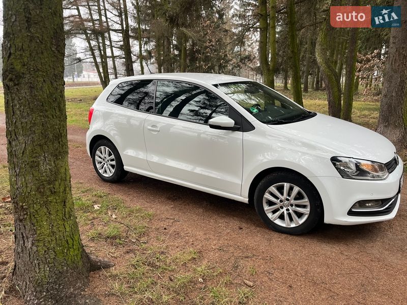 Хэтчбек Volkswagen Polo 2016 в Львове