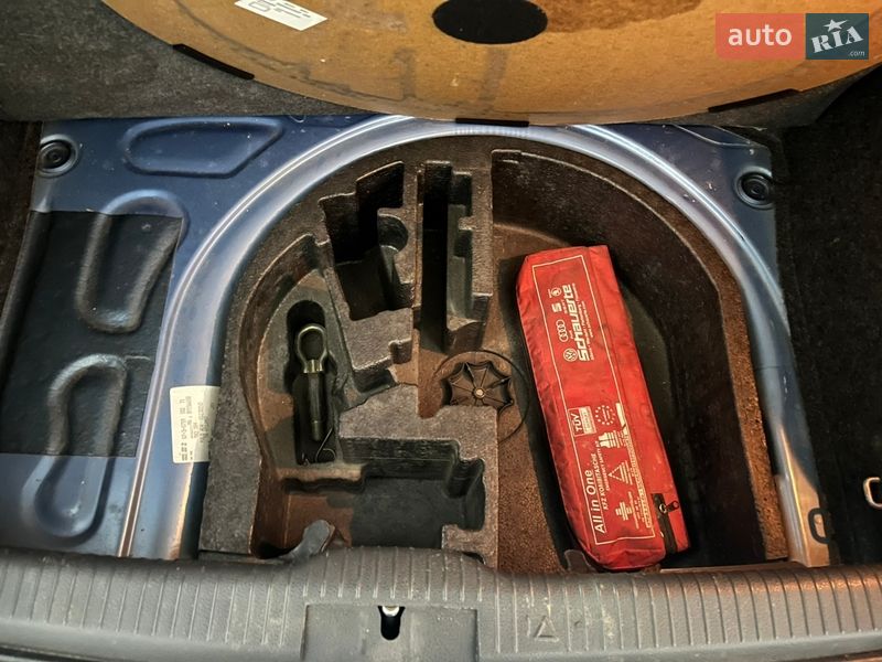 Хэтчбек Volkswagen Polo 2008 в Черновцах