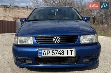 Седан Volkswagen Polo 1999 в Запорожье