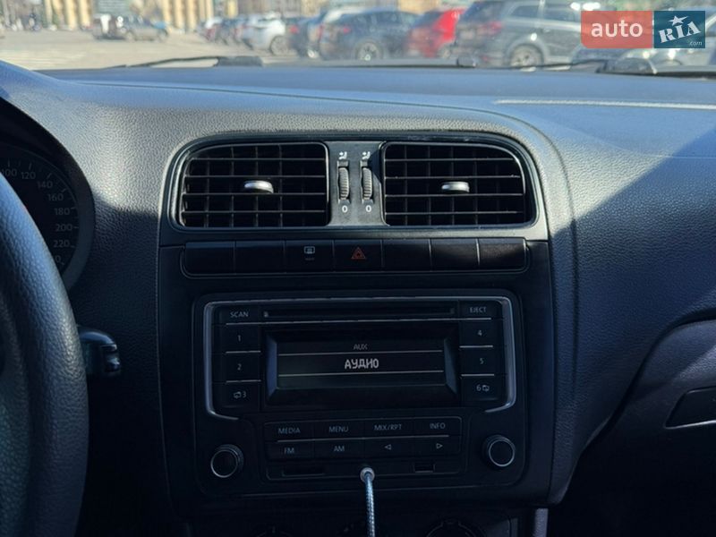 Седан Volkswagen Polo 2012 в Харькове