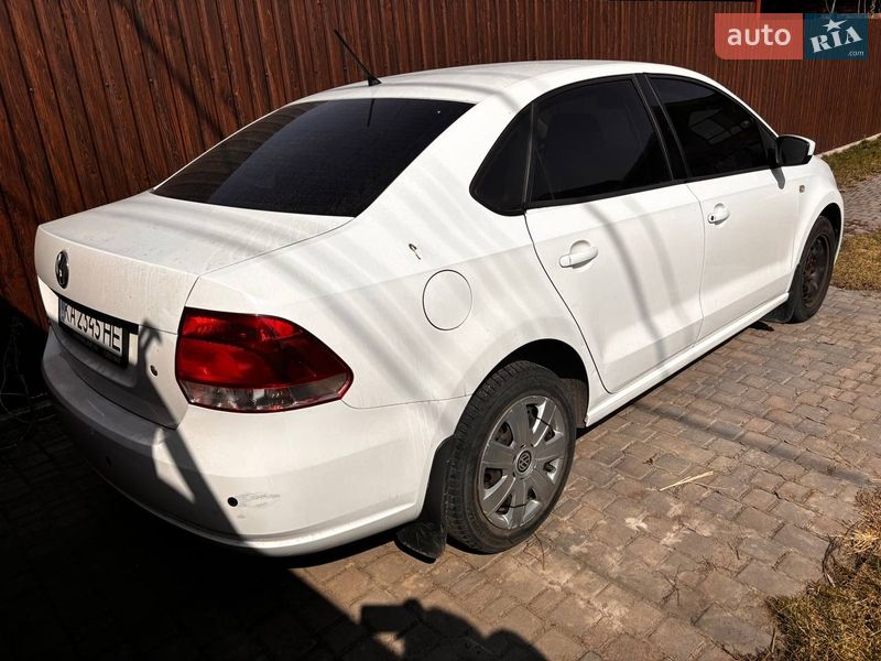 Седан Volkswagen Polo 2013 в Киеве