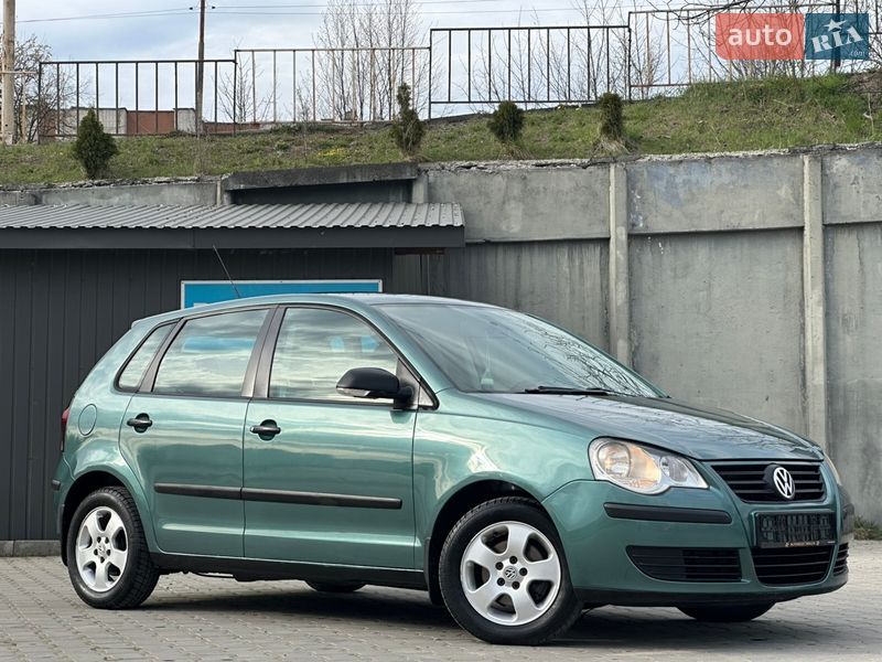Хэтчбек Volkswagen Polo 2006 в Дрогобыче
