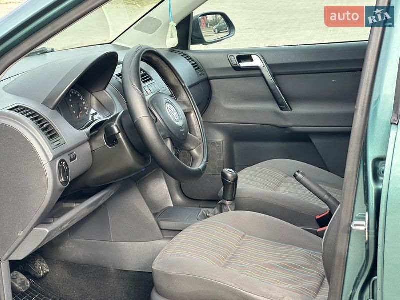 Хэтчбек Volkswagen Polo 2006 в Дрогобыче