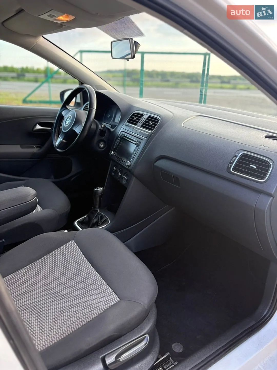 2010 Volkswagen Polo - мініатюра 15