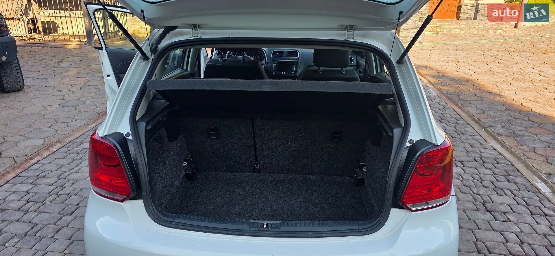 2011 Volkswagen Polo - мініатюра 10