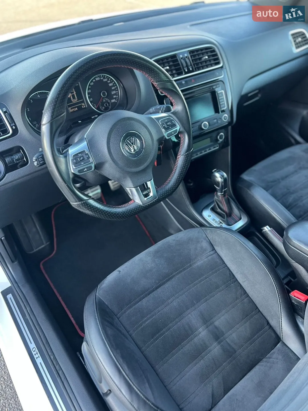 2011 Volkswagen Polo - мініатюра 29