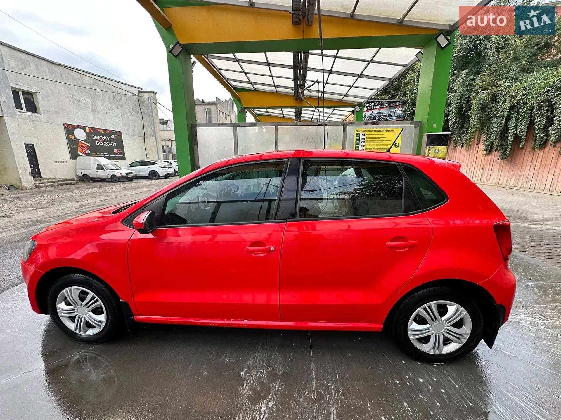 2010 Volkswagen Polo - мініатюра 12