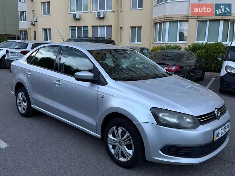 Volkswagen Polo 2013 VIN XW8ZZZ61ZCG066287 фото оголошення 17 з 51