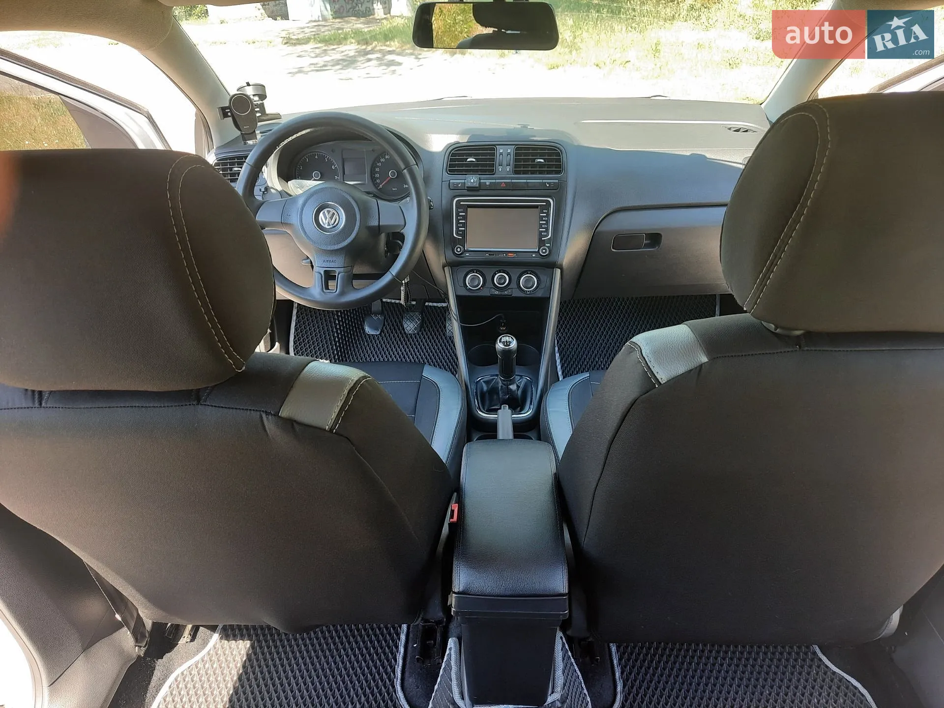 2011 Volkswagen Polo - мініатюра 15