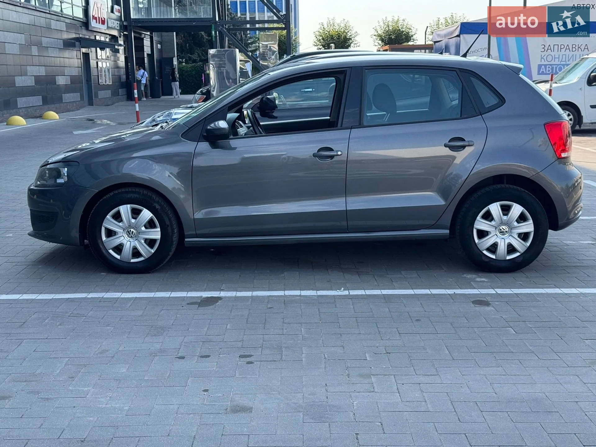 2010 Volkswagen Polo - мініатюра 4
