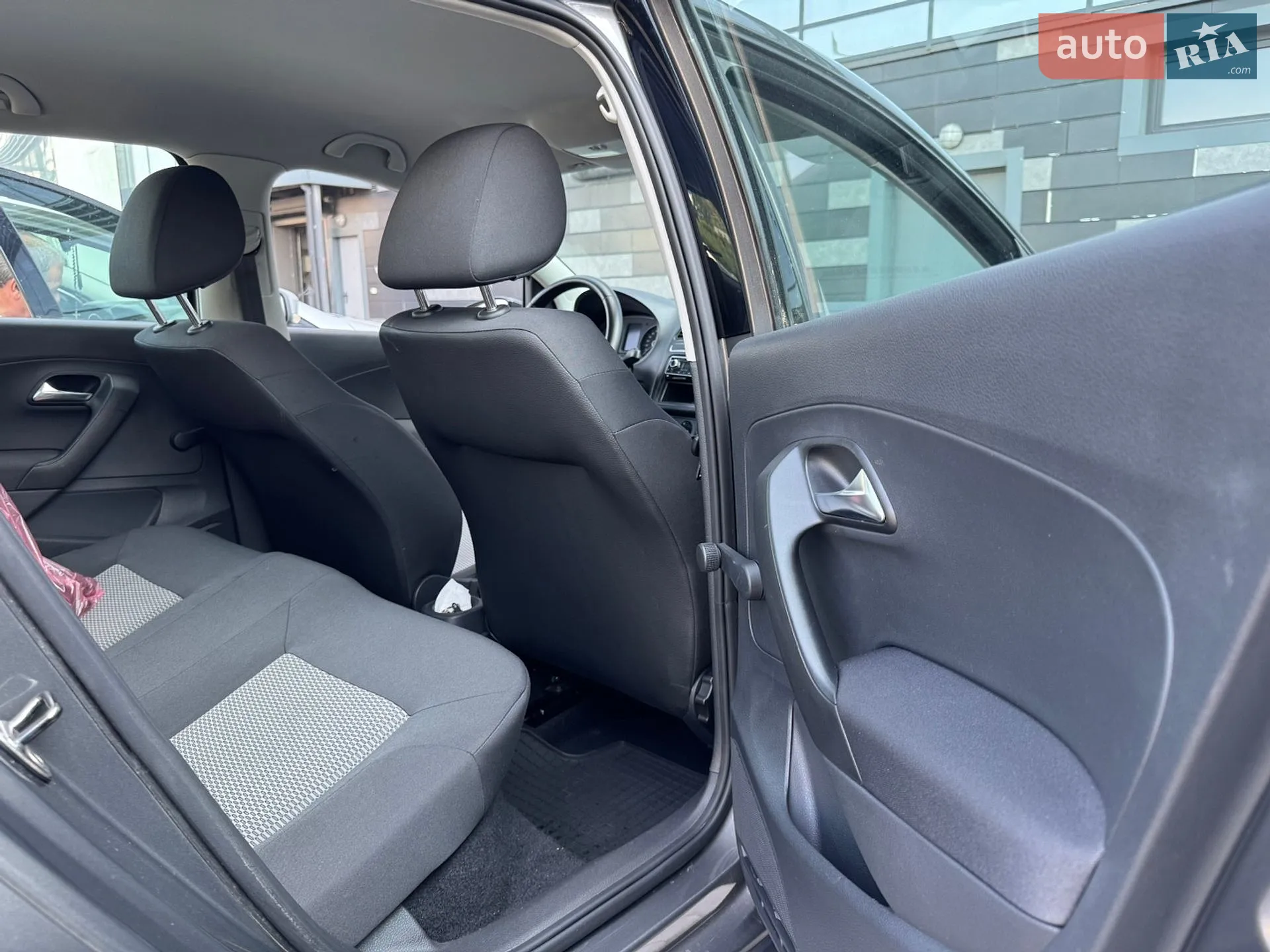 2010 Volkswagen Polo - мініатюра 17