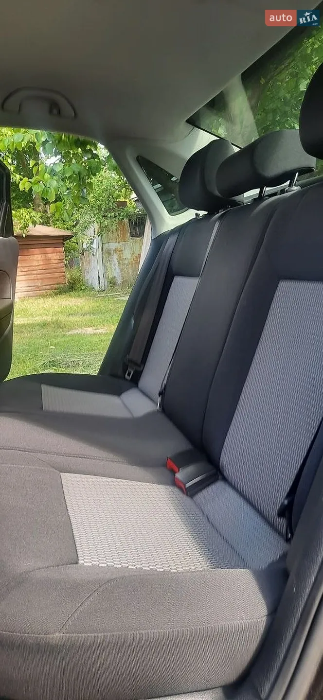 2011 Volkswagen Polo - мініатюра 40