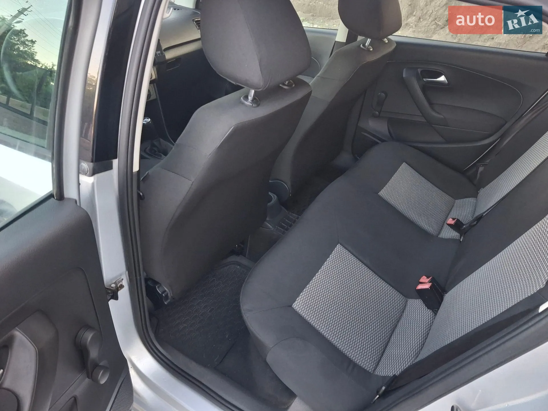 2010 Volkswagen Polo - мініатюра 26
