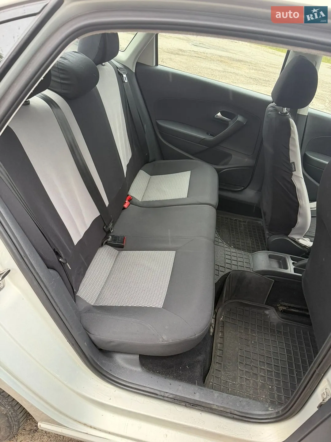 2012 Volkswagen Polo - мініатюра 9