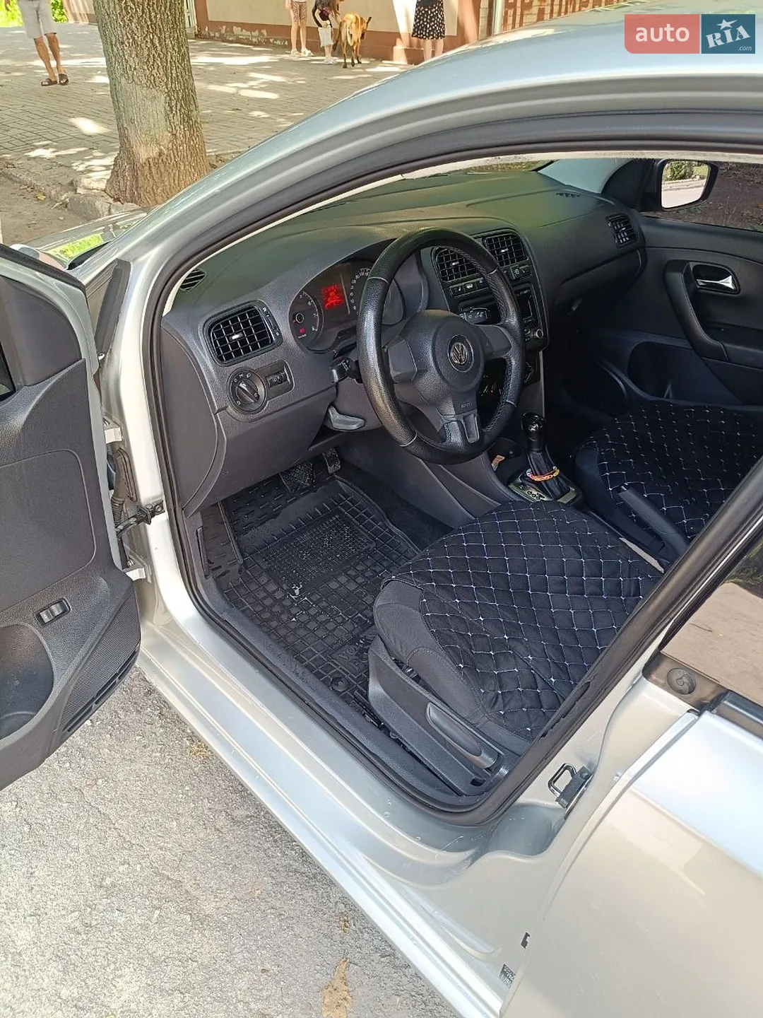 2011 Volkswagen Polo - мініатюра 2