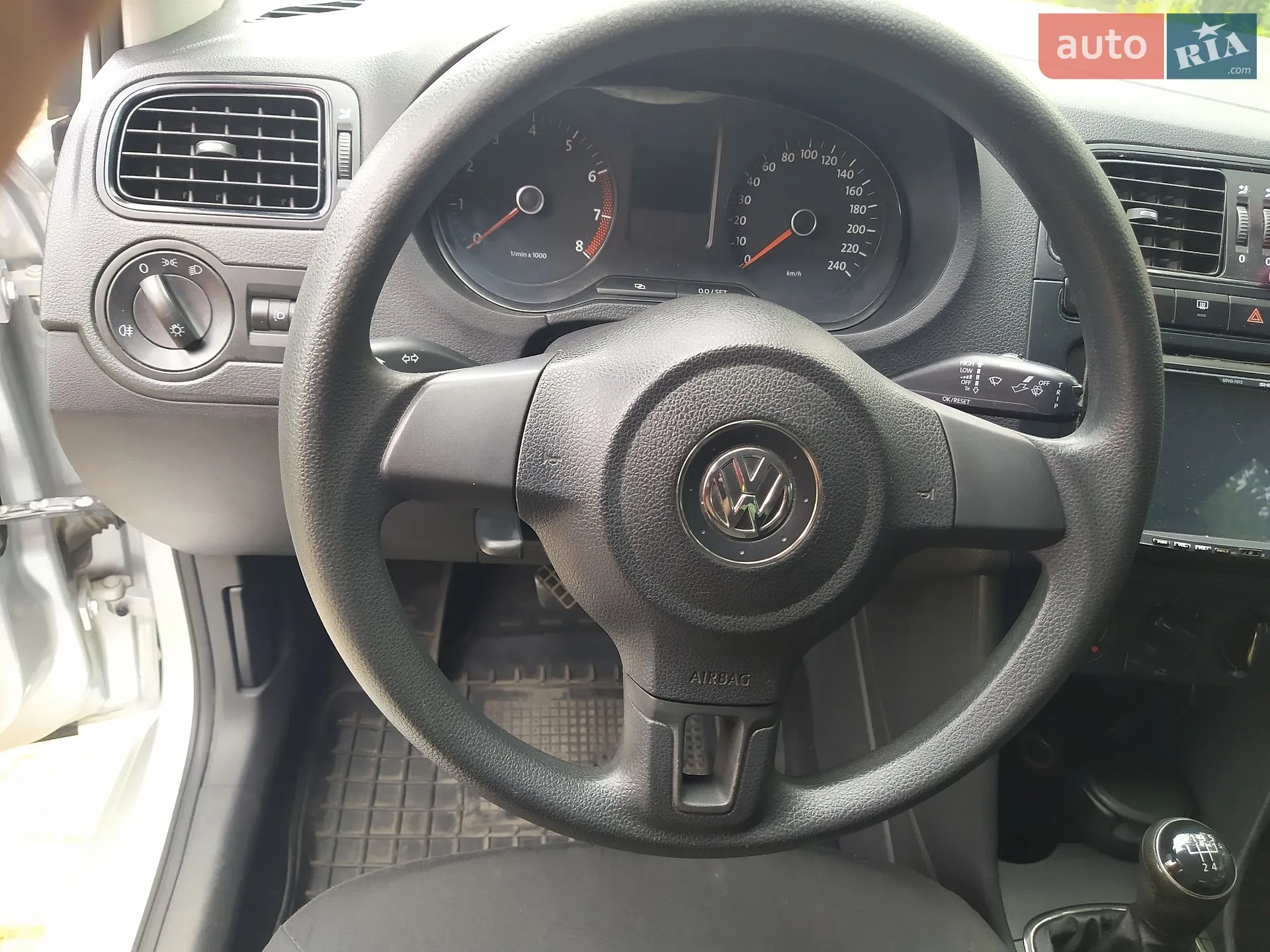 2012 Volkswagen Polo - мініатюра 24