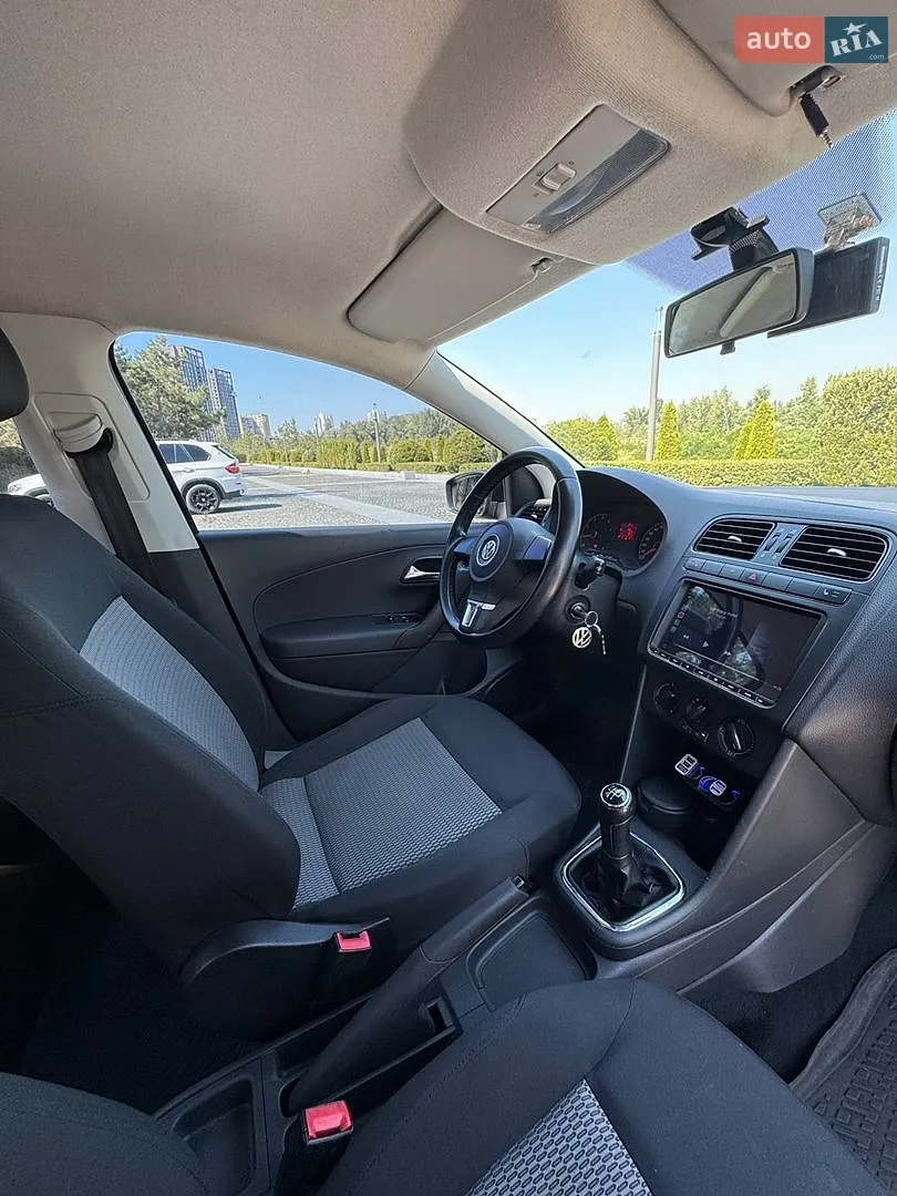 2012 Volkswagen Polo - мініатюра 23