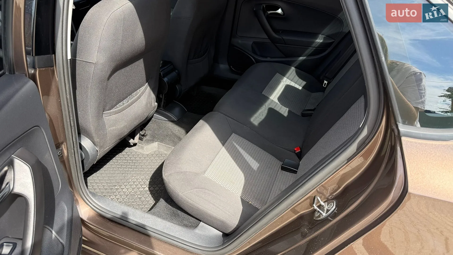 2014 Volkswagen Polo - мініатюра 26