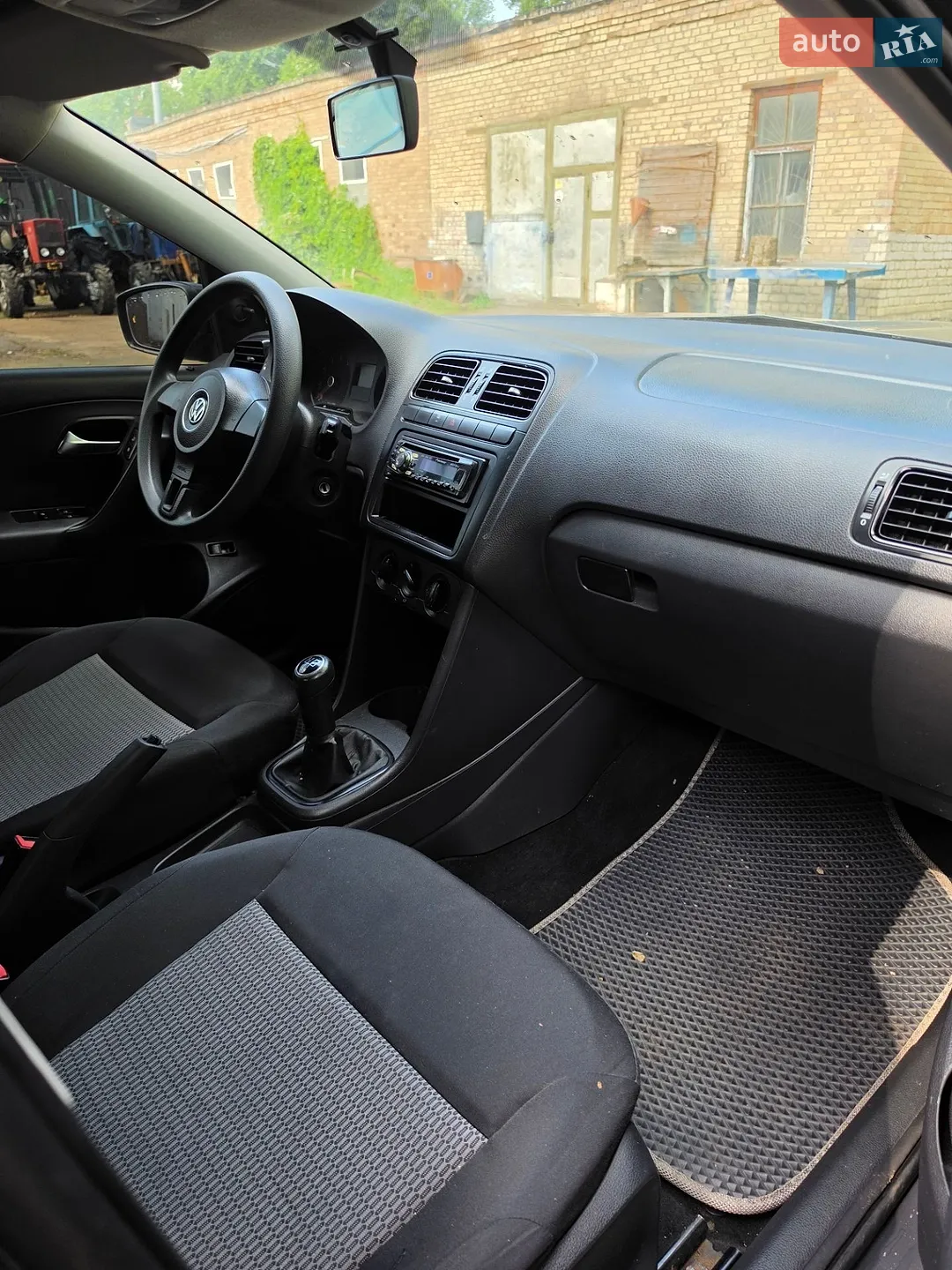2011 Volkswagen Polo - мініатюра 12