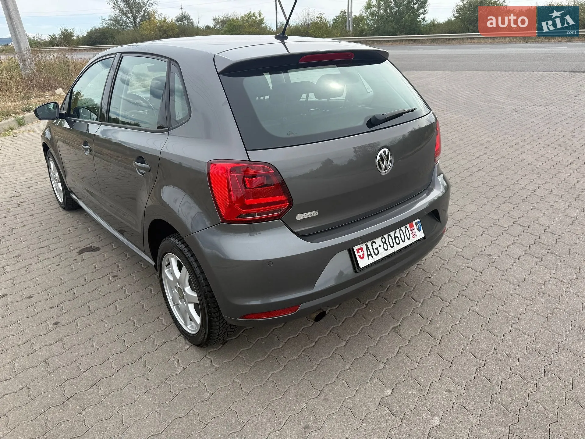 2015 Volkswagen Polo - мініатюра 25