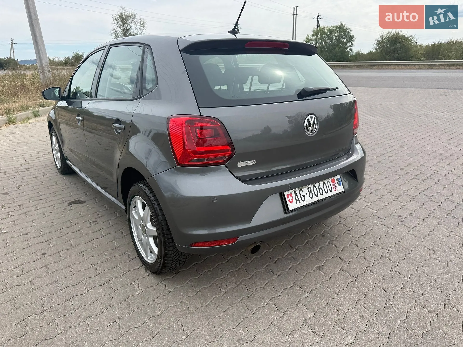 2015 Volkswagen Polo - мініатюра 26