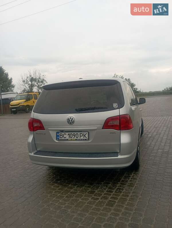 Минивэн Volkswagen Routan 2010 в Львове фото 16 Минивэн Volkswagen Routan 2010 в Львове