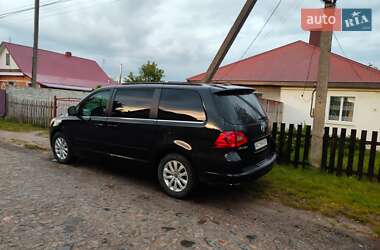 Мінівен Volkswagen Routan 2012 в Старій Вижівці