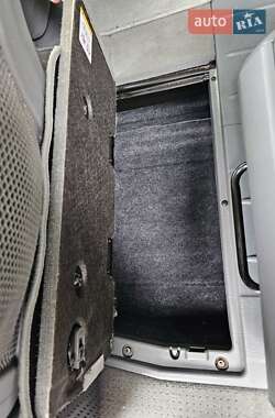 Минивэн Volkswagen Routan 2013 в 