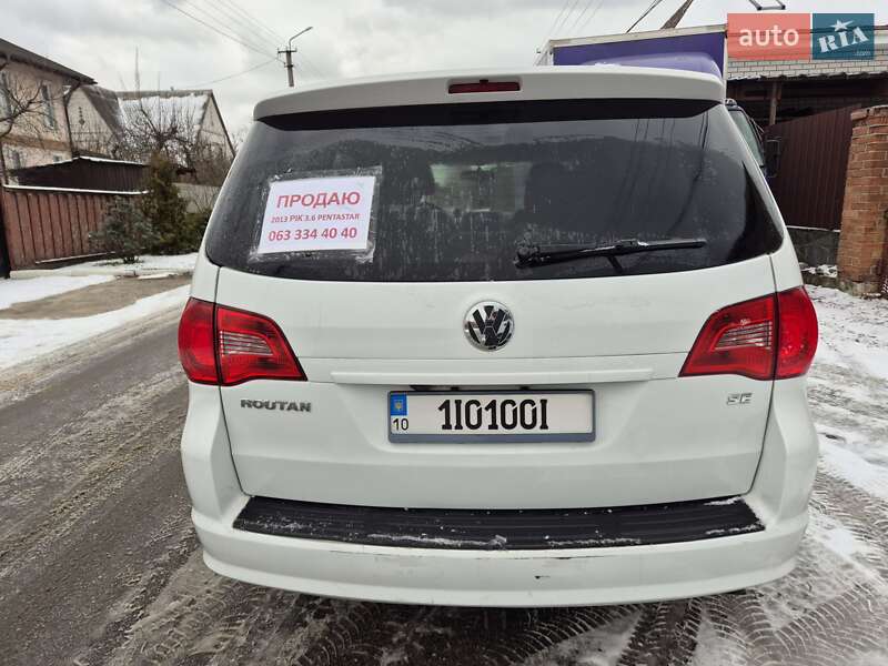 Минивэн Volkswagen Routan 2013 в Киеве