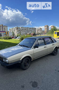 Седан Volkswagen Santana 1984 в Києві