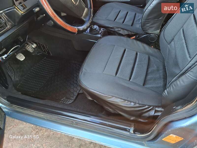 Седан Volkswagen Santana 1984 в Иваничах