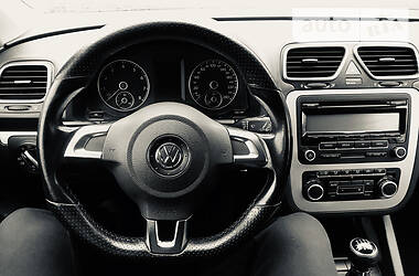 Хетчбек Volkswagen Scirocco 2009 в 