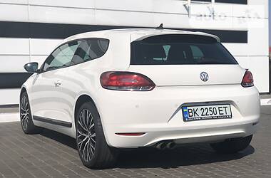 Купе Volkswagen Scirocco 2012 в 