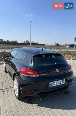Хэтчбек Volkswagen Scirocco 2009 в 