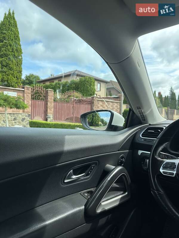 Хетчбек Volkswagen Scirocco 2012 в Рівному